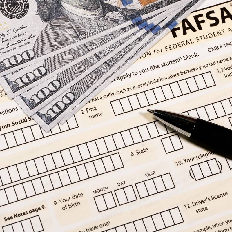 Lu Ross Academy financial aid